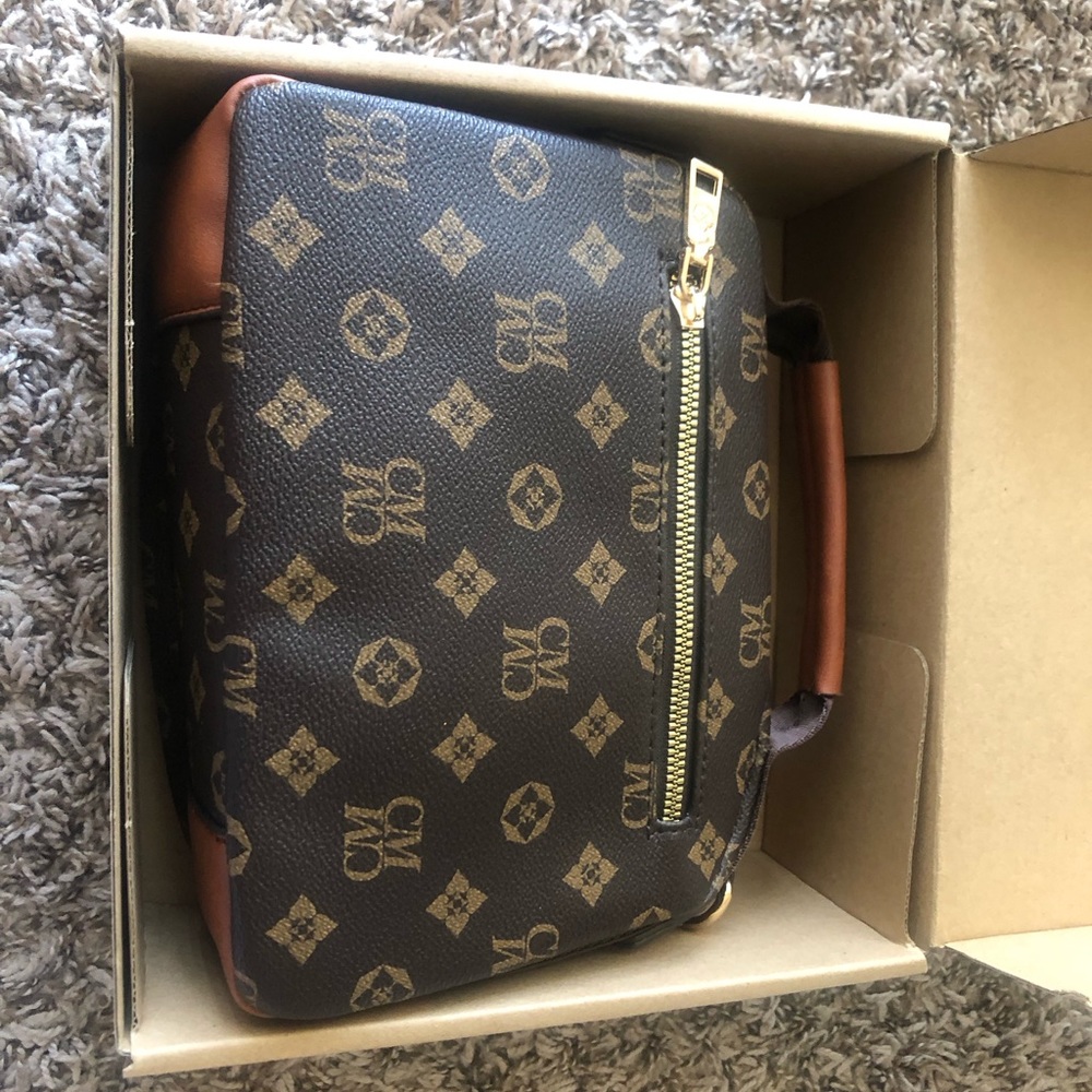 Handbag - Picture 2 of 4